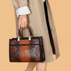 Stylish Women's Handbags - The Ultimate Collection for Every Occasion