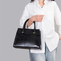 Elegant PU Handbags - Stylish, Durable, and Affordable Fashion Accesso