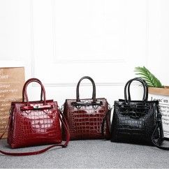 legant Crocodile Pattern PU Handbags - Stylish and Durable Accessories